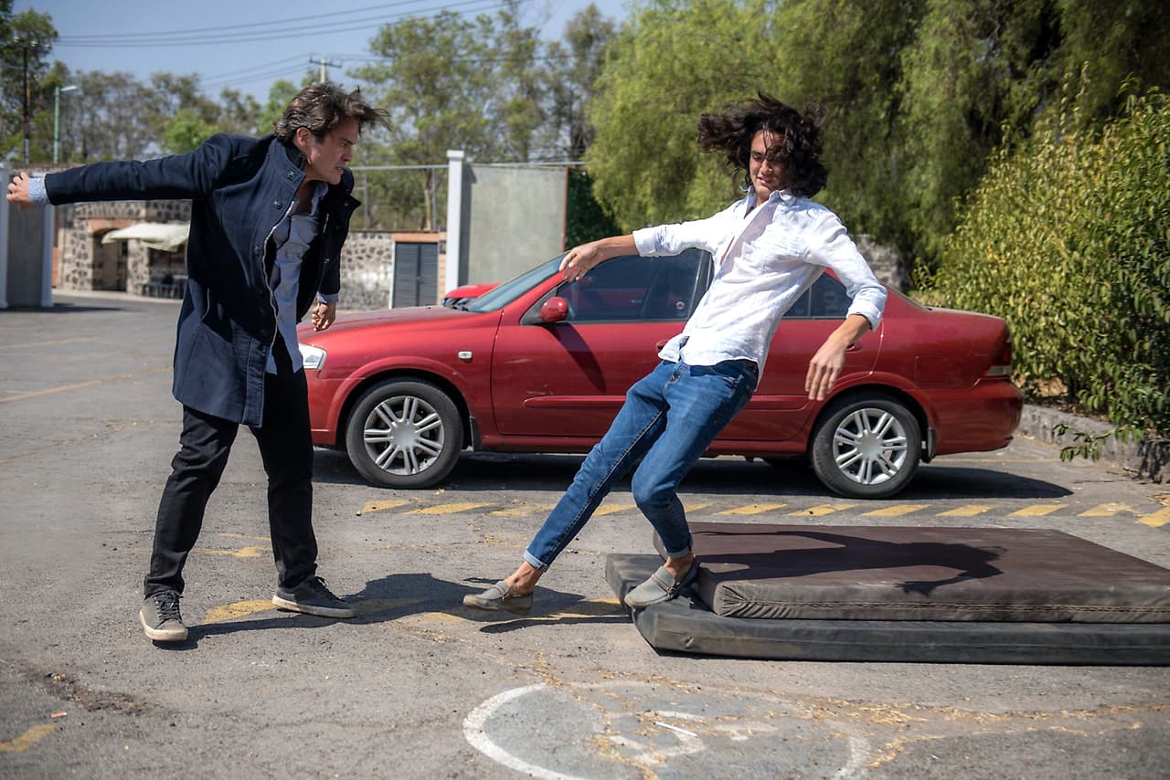 'Fuego Ardiente': escena de Kunno Becker y Sebastián Poza