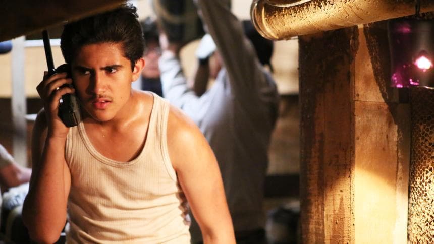 En la segunda temporada, ‘El Moreno’ pidió a ‘El Chapo’ permiso de supervisar su primera entrega de droga. Una vez que completó el trabajo llamó a su padre, quien lo felicitó y le pidió que no regresara a Culiacán y celebrara en territorio estadounidense.