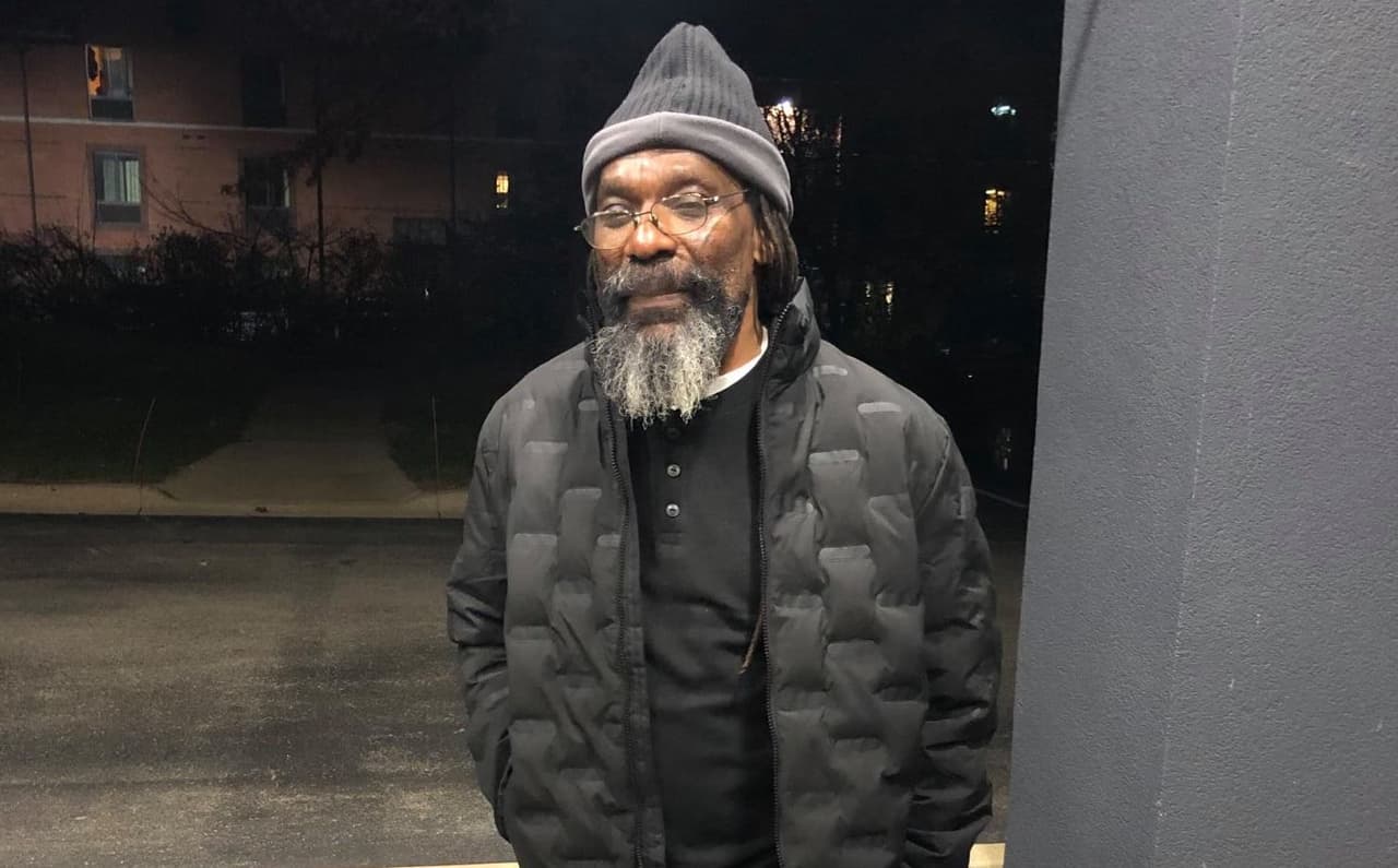 "Sabía que un día sería libre": sale de prisión porque después de 38 años una testigo clave se retractó de su testimonio