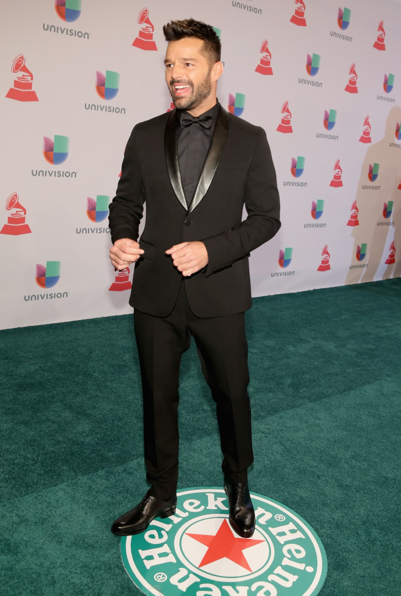 Ricky Martin, Pitbull, William Levy, Romeo Santo y William Valdés saben muy bien cómo lucir perfector en cada aparición pública.