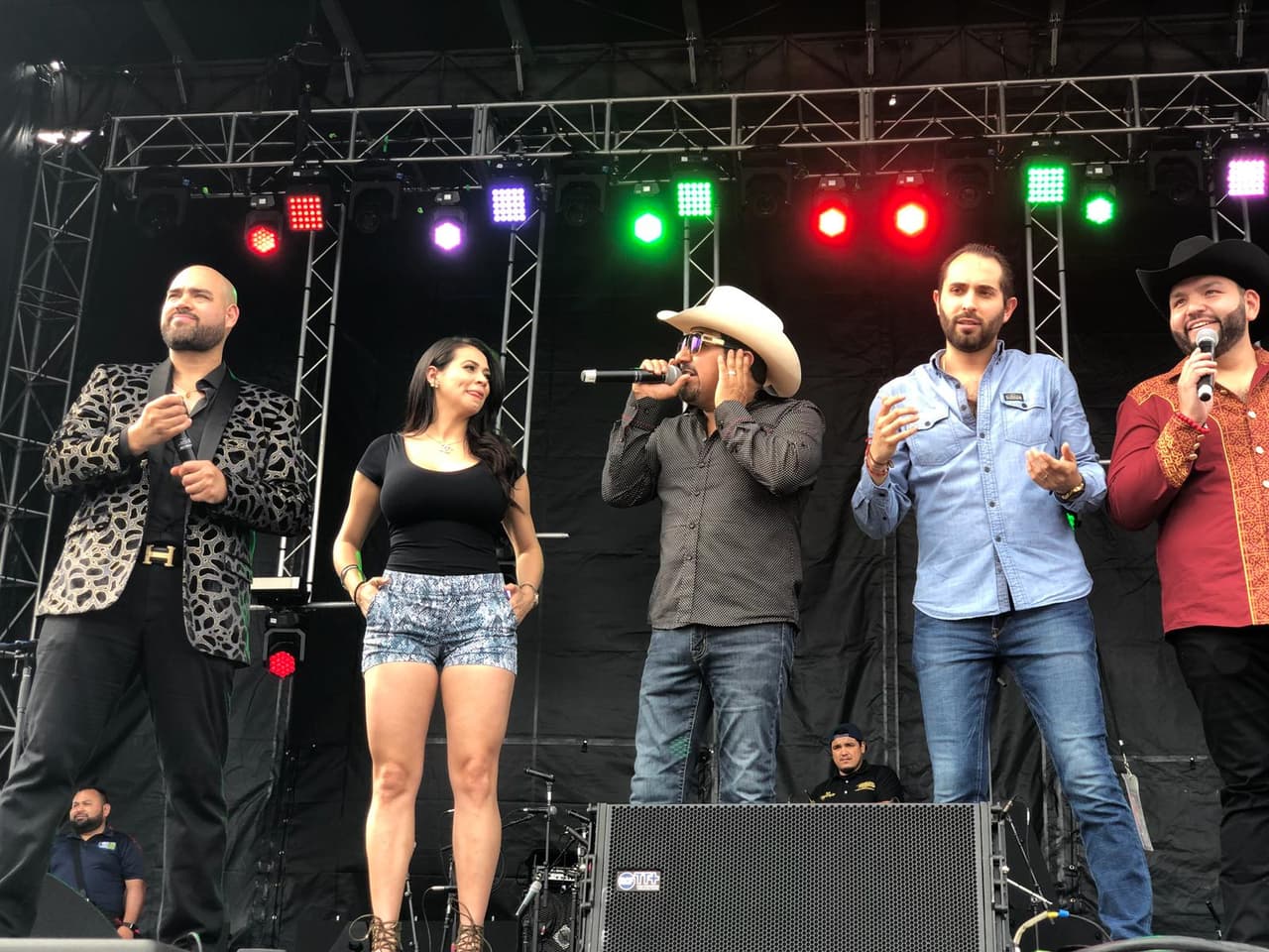 Ellos siempre saben cómo alegrar tus mañanas y tus tardes.