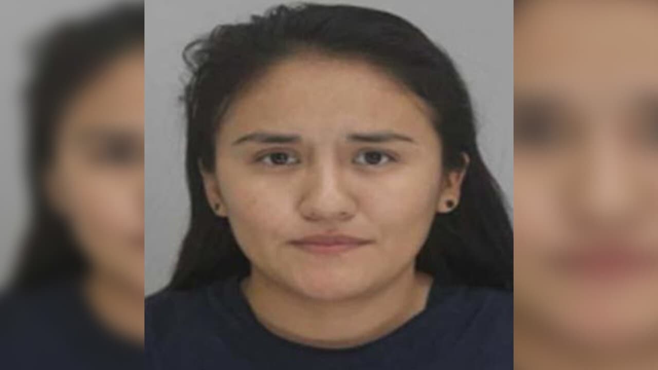 Arrestan a aprendiz de policía por presuntamente conducir ebria