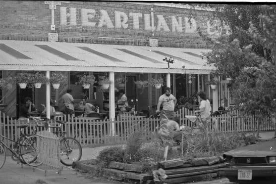 Heartland Cafe, una cafetería en Rogers Park de 42 años, cerrará sus puertas