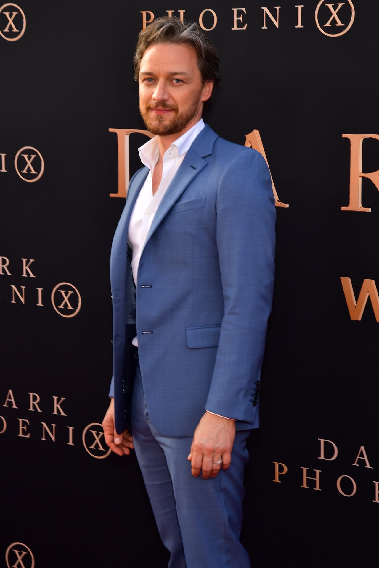 No obstante, en noviembre del 2019 comentó al diario ‘The Telegraph’ que en varias ocasiones le han negado papeles por ser demasiado bajo de estatura (mide 1.70 metros) y esto, a su vez, le ha hecho creer que no es “lo suficientemente atractivo” para ciertos roles.