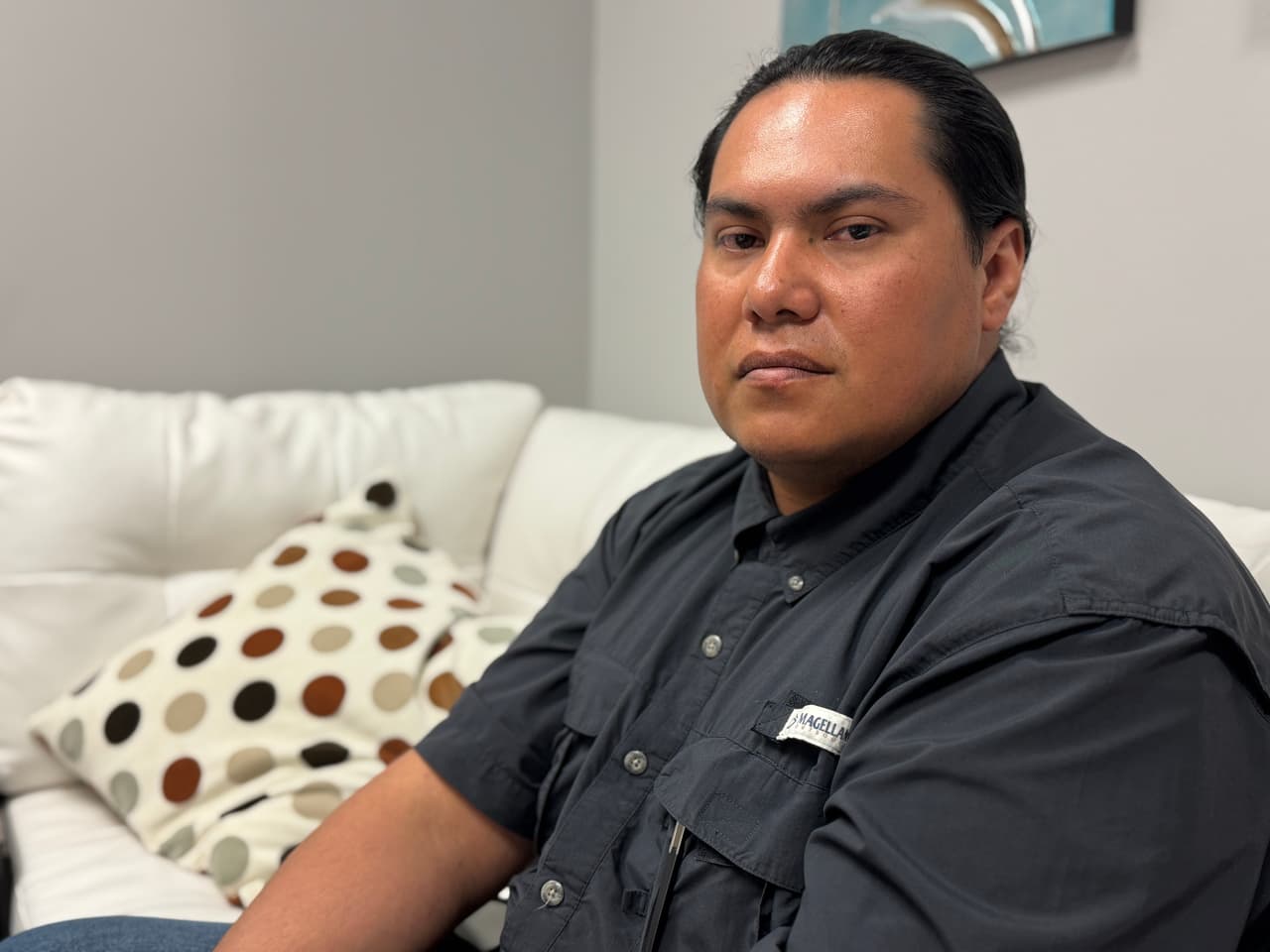 Estos jóvenes fueron detenidos por agentes migratorios mientras trabajaban. Ambos tienen estatus legal en EEUU