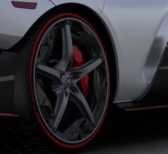 Para trasladar la enorme potencia del Zerouno al piso, Italdesign convocó a Pirelli: la firma de neumáticos estrenó el modelo 'Automobili Speciali' en este auto, sus ingenieros desarrollaron estas llantas inspiradas en las PZero de Fórmula 1, en tamaño 245/30 R30 adelante, y 305/30 R20 atrás.