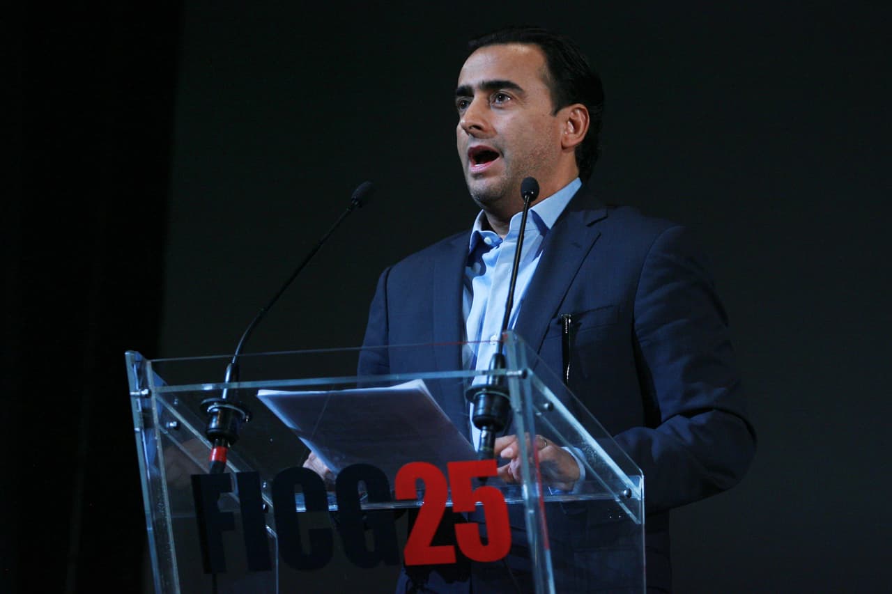 En su cuenta de Twitter el famoso conductor y comediante dedicó un mensaje a su mamá.