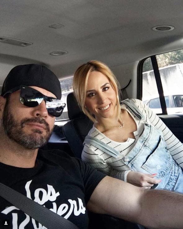 En enero pasado
<b><a href="https://www.univision.com/shows/el-gordo-y-la-flaca/david-zepeda-regreso-a-la-solteria-pero-sigue-frecuentando-y-amando-a-su-exnovia-video">el actor confirmó su ruptura sentimental</a></b> en un encuentro con los medios de comunicación en el aeropuerto de la Ciudad de México.
<br>