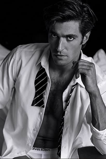 De galanura, este actor tiene mucho y también ha demostrado su talento en el cine.