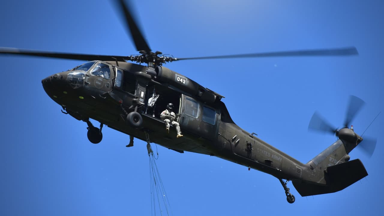 Texas despliega tropas y helicópteros militares para apoyar a Florida ante el paso del huracán Milton