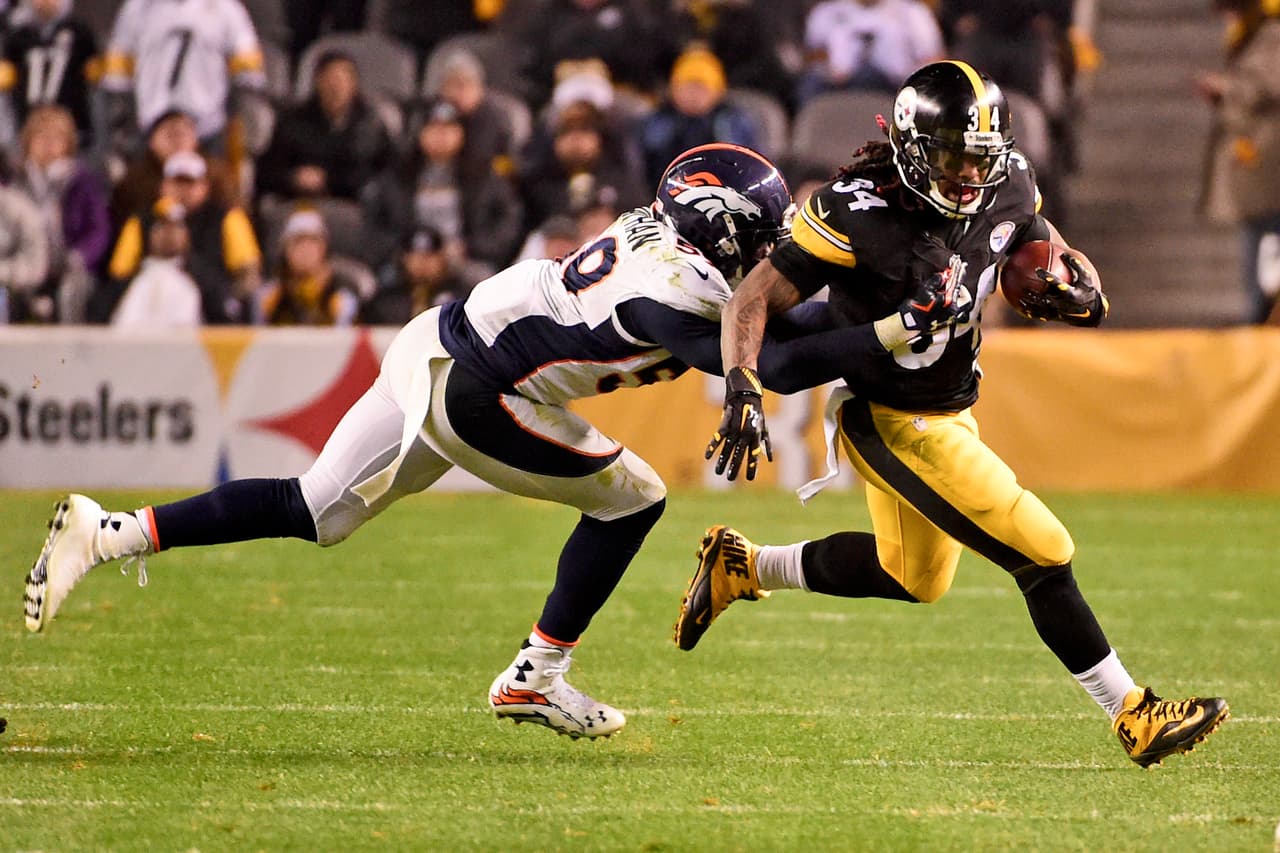 Los Pittsburgh Steelers vencieron 34 - 27 a los Denver Broncos luego de recuperarse de una desventaja de 17 puntos.