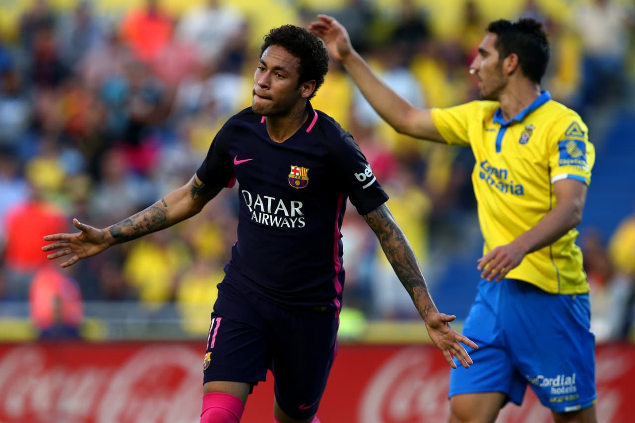 Expresidente del Santos dejó una carta póstuma criticando a Neymar y su padre por el fichaje con el Barça