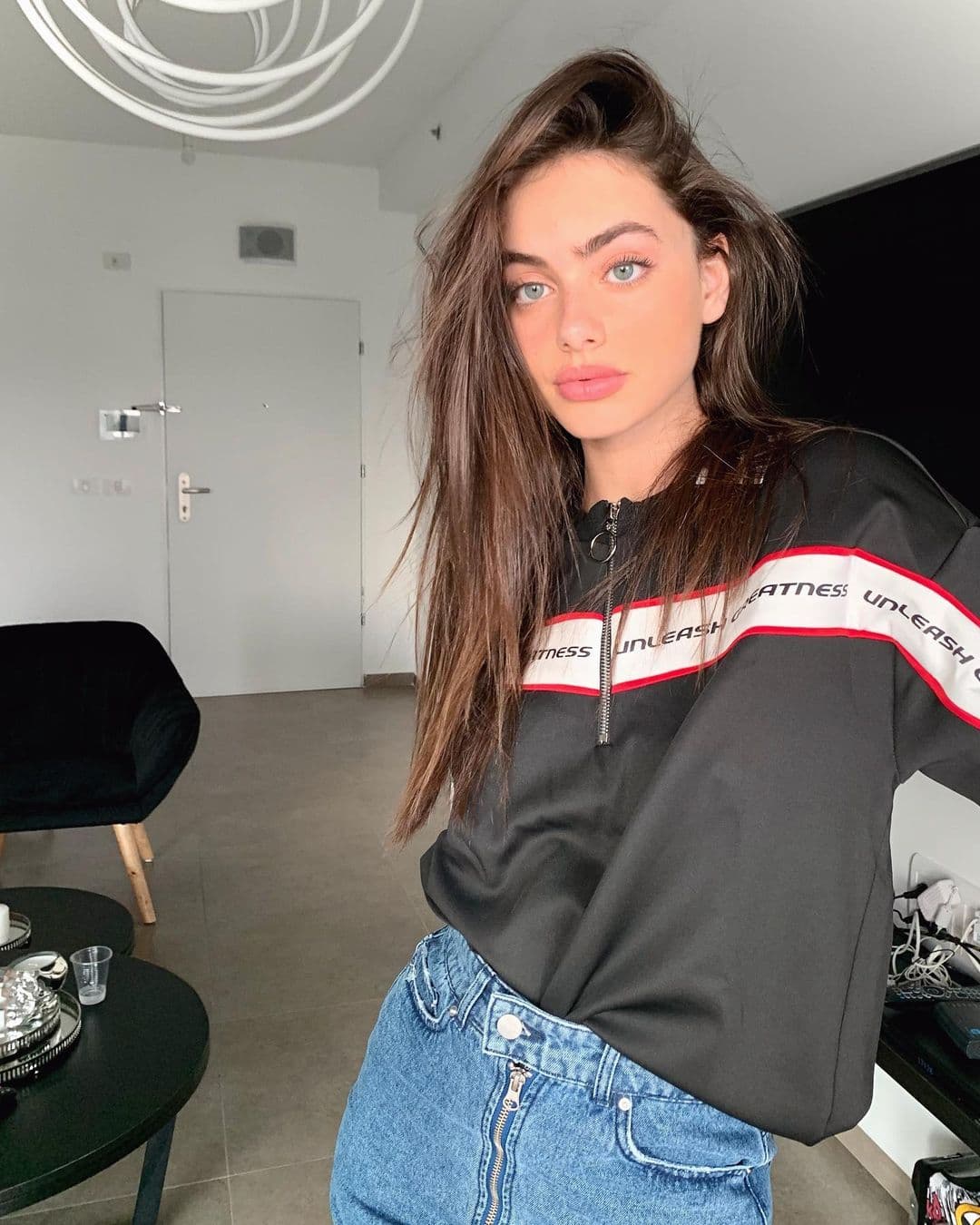 Además, su belleza también le permitió debutar como actriz y lo hizo a través de una serie de la televisión israelí llamada ‘Palmach’.