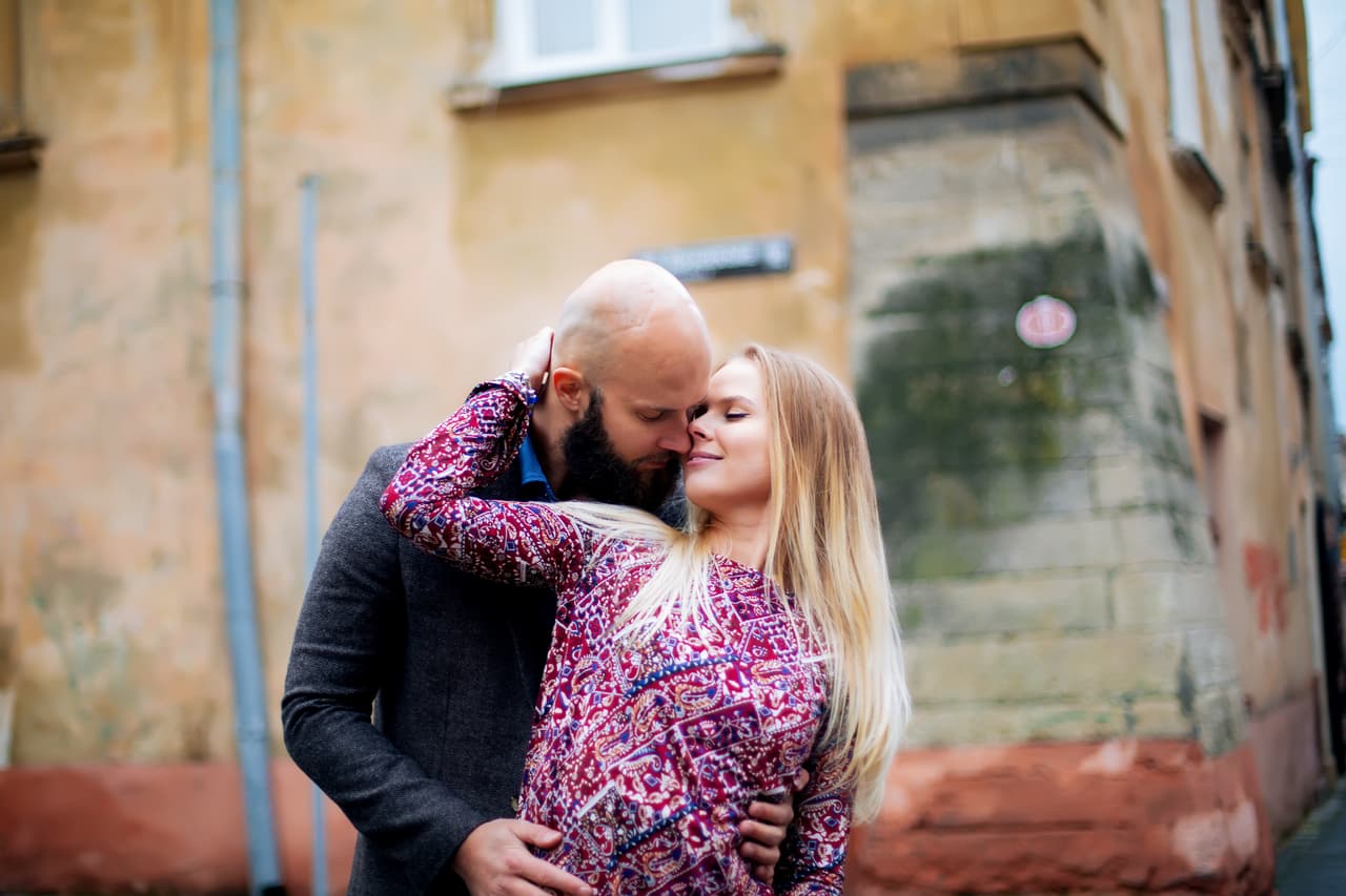 Asimismo hay buena compatibilidad con los signos del elemento aire. Géminis, Libra y Acuario –que es tu opuesto.