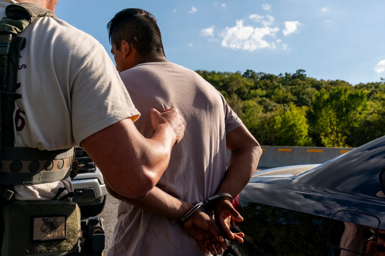 Agentes de la Patrulla de Carreteras de Carolina del Norte podrían ejecutar órdenes migratorias bajo el 287 (g)