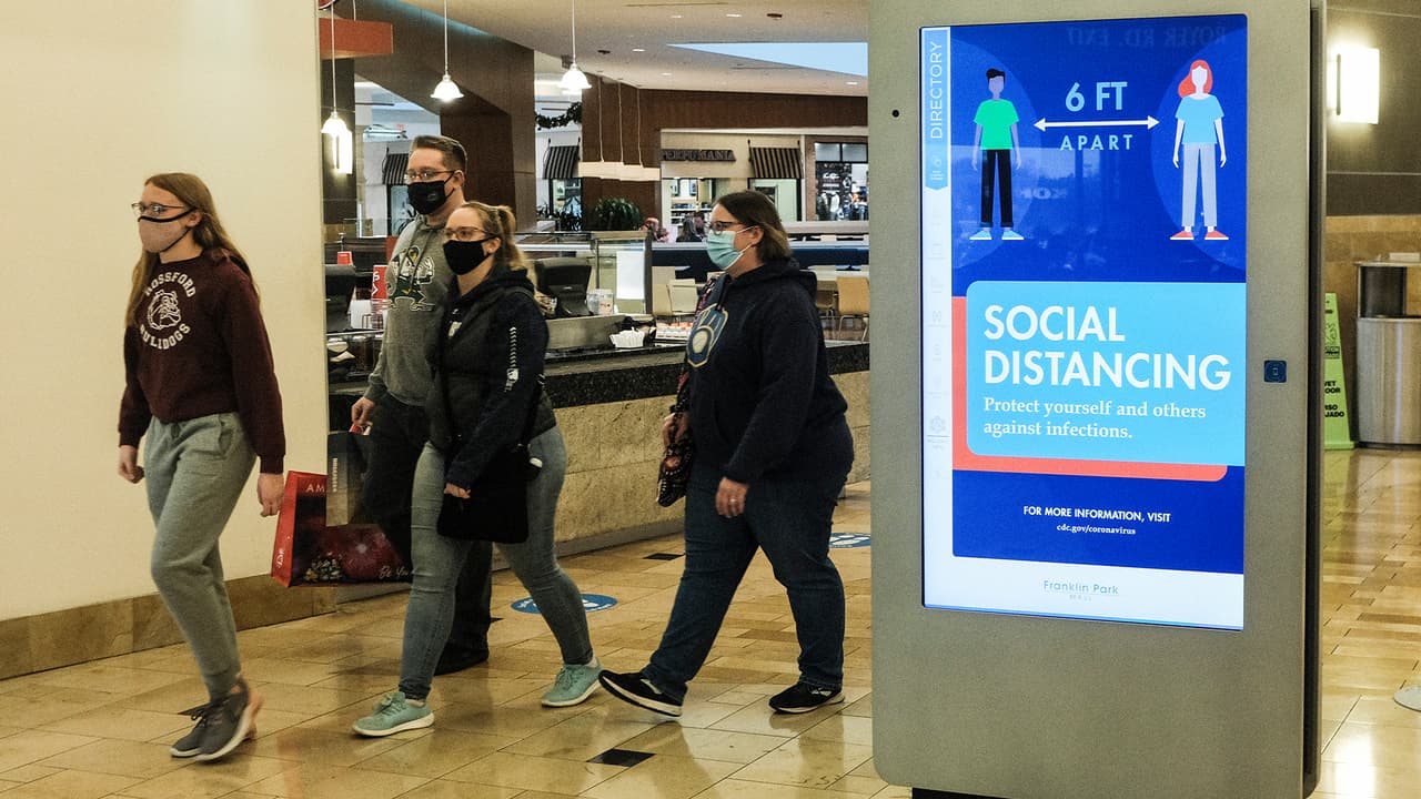 El Departamento de Seguridad Pública de Carolina del Norte (Ncdps) comparte los siguientes consejos para comprar de manera segura.