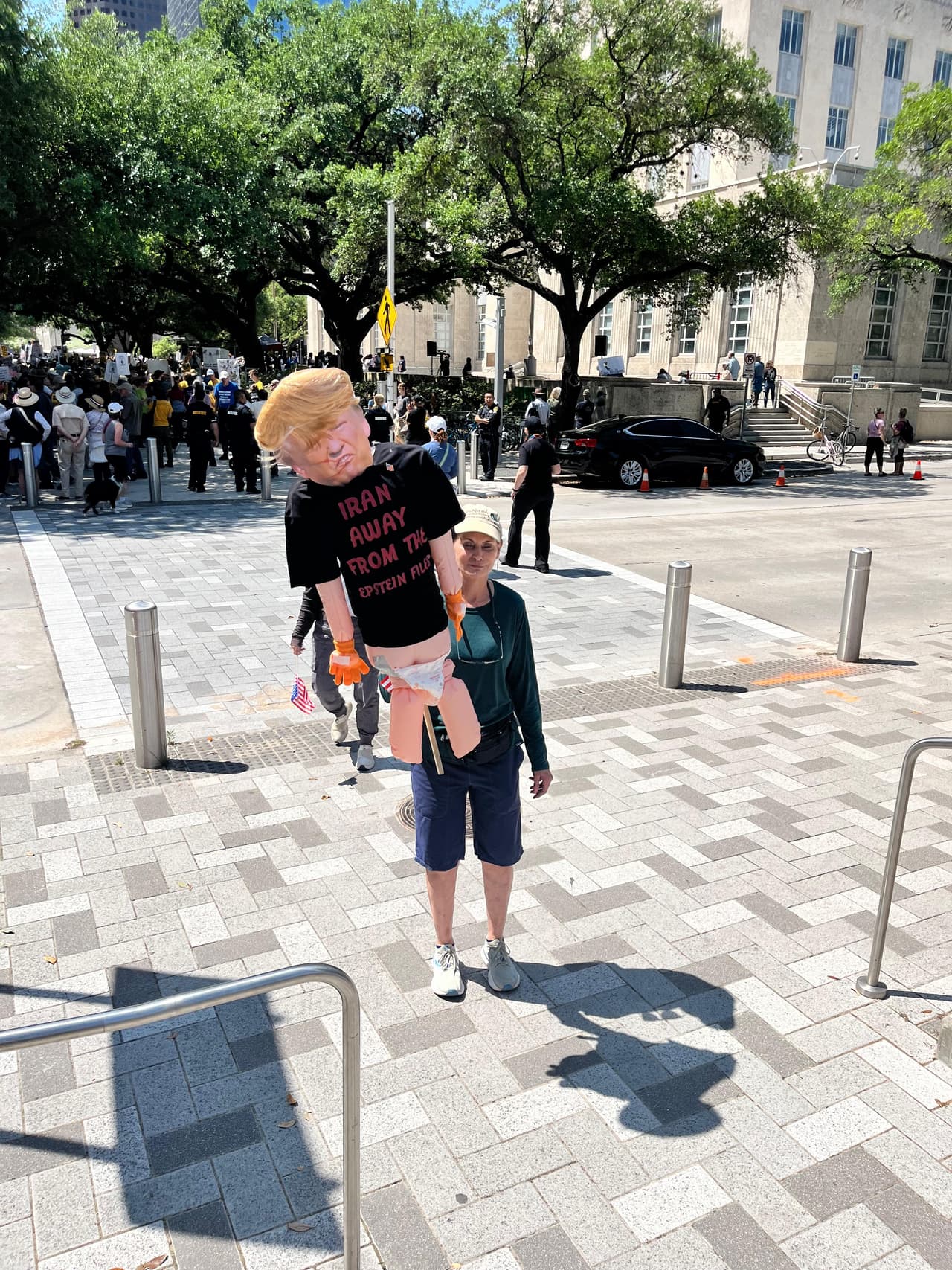 El endurecimiento de las políticas migratorias fue
<b>el motor principal que empujó a cientos de personas a marchar bajo el sol de Texas este sábado.</b>