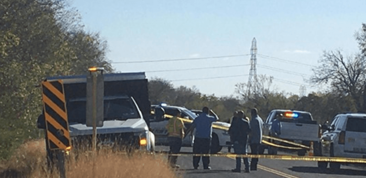 SWAT allana casa en el sur de San Antonio por estar vinculada con el asesinato de una mujer