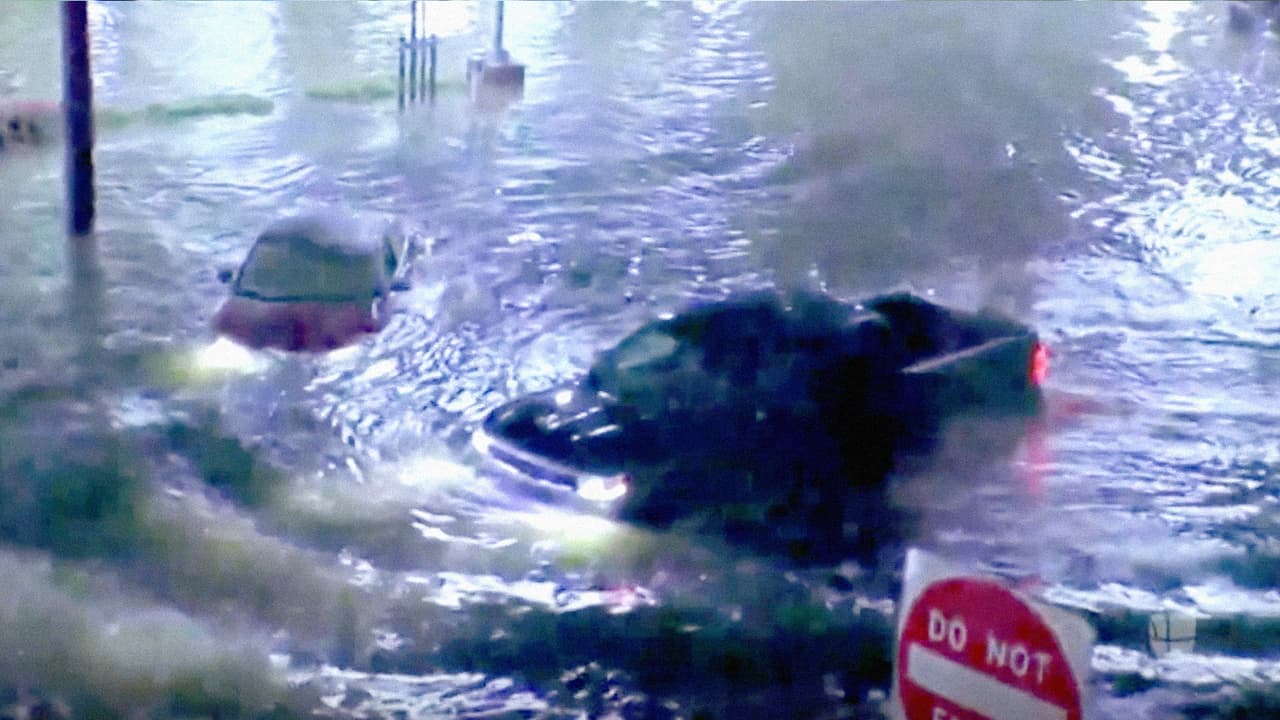 El
<b><a href="https://www.weather.gov/" target="_blank">Servicio Meteorológico Nacional</a></b> mantiene entre sus pronósticos lluvias e inundaciones para este fin de semana en el sureste de Texas. Incluso afectarán también el sur de Louisiana.
<b>"La amenaza de fuertes lluvias e inundaciones continuará durante el fin de semana desde el sureste de Texas hasta la zona baja del Valle del río Mississippi y el sureste de Estados Unidos",</b> dice en
<b><a href="https://origin.wpc.ncep.noaa.gov/index_testfronts.php#page=ero" target="_blank">su última alerta.</a></b> "Algunas de las inundaciones podrían ser localmente significativas. Además, habrá tormentas de fuertes a severas".