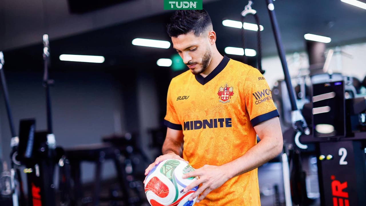 DT del Wolves elogia el regreso de Raúl Jiménez: "Es el hombre adecuado"