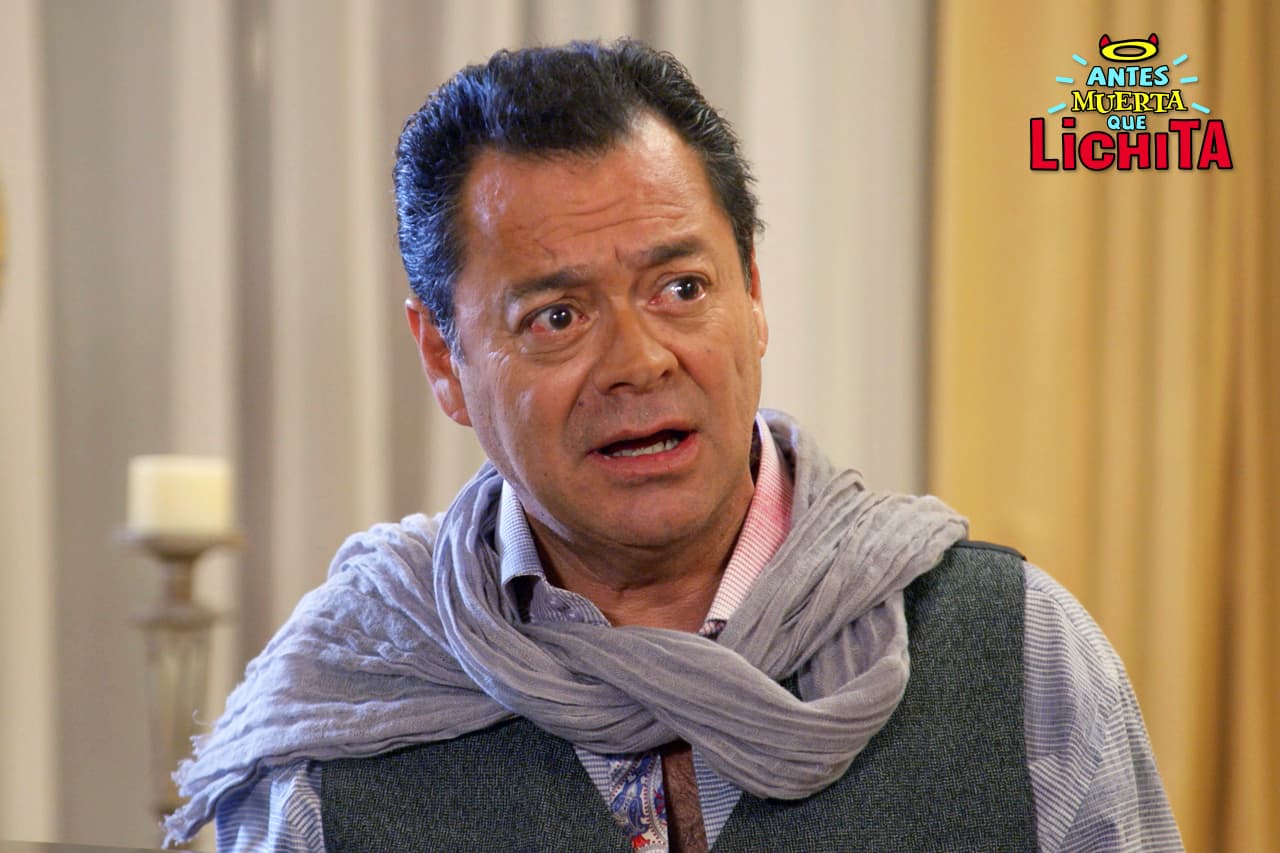 Rafael le comenta a Roberto sobre la extraña relación que hay entre Luciana y Augusto.