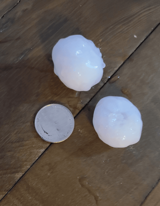 Esta imagen fue tomada cerca de Linden Rd y la calle 35 en el suburbio de Rockford, Illinois.