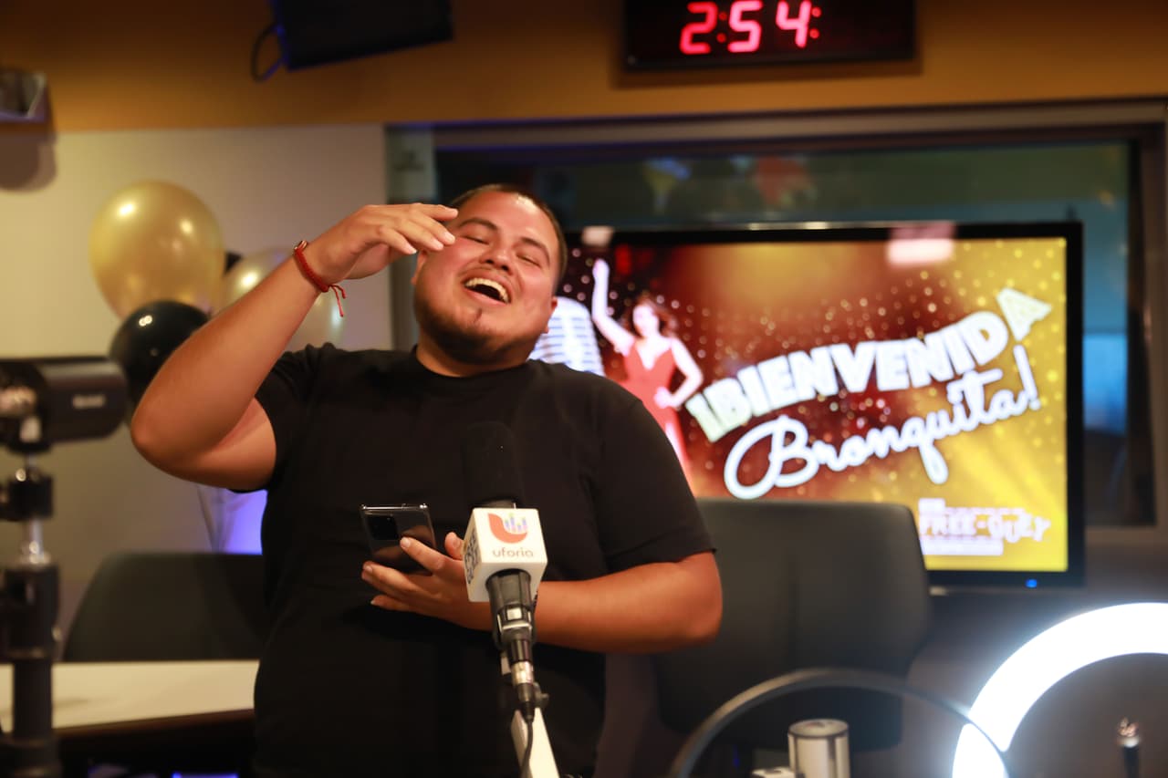 'El Rojo' fue el más feliz, porque ya puede cotorrear de frente con La Bronca.