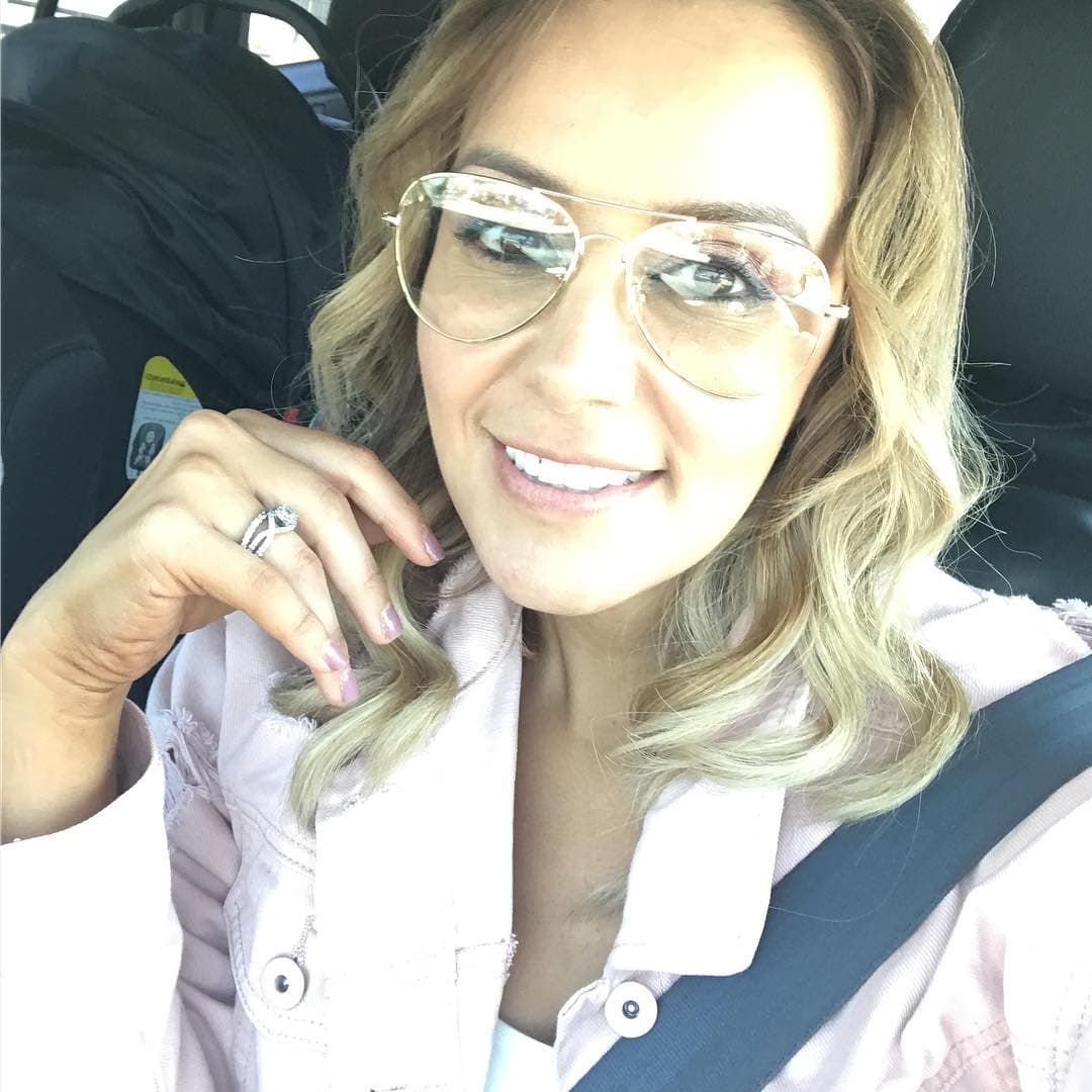 Revisando la galería de Instagram de Rosie, pudimos constatar que no es la primera vez que la actriz comparte fotos escotadas.