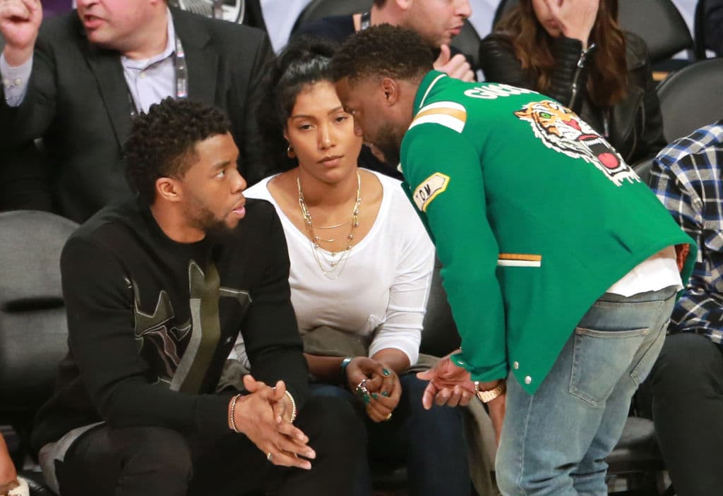 De acuerdo con información de Page Six, la pareja
<b>se comprometió en matrimonio en octubre de 2019</b>.
<br>