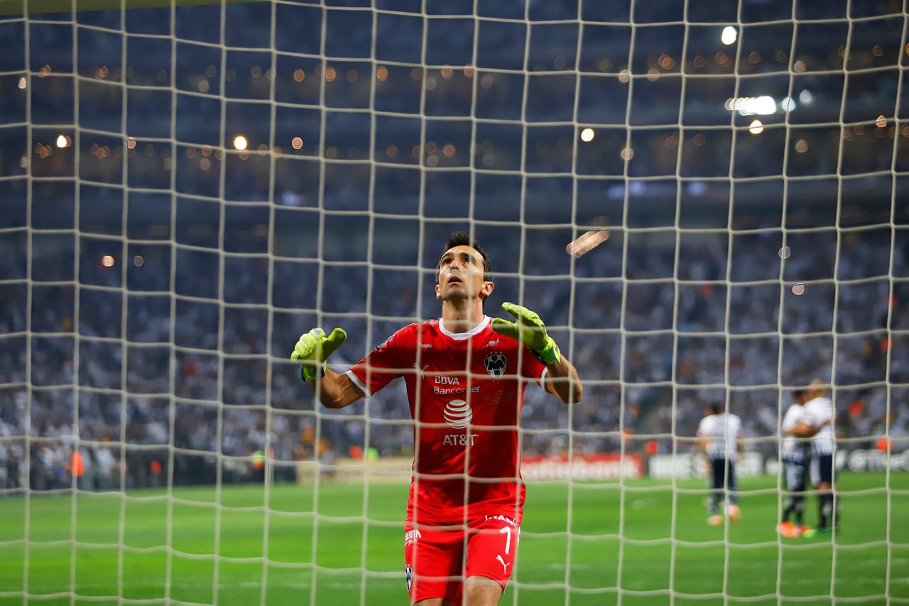 Cuatro años después, Marcelo Barovero vuelve a vencer a Tigres en una final