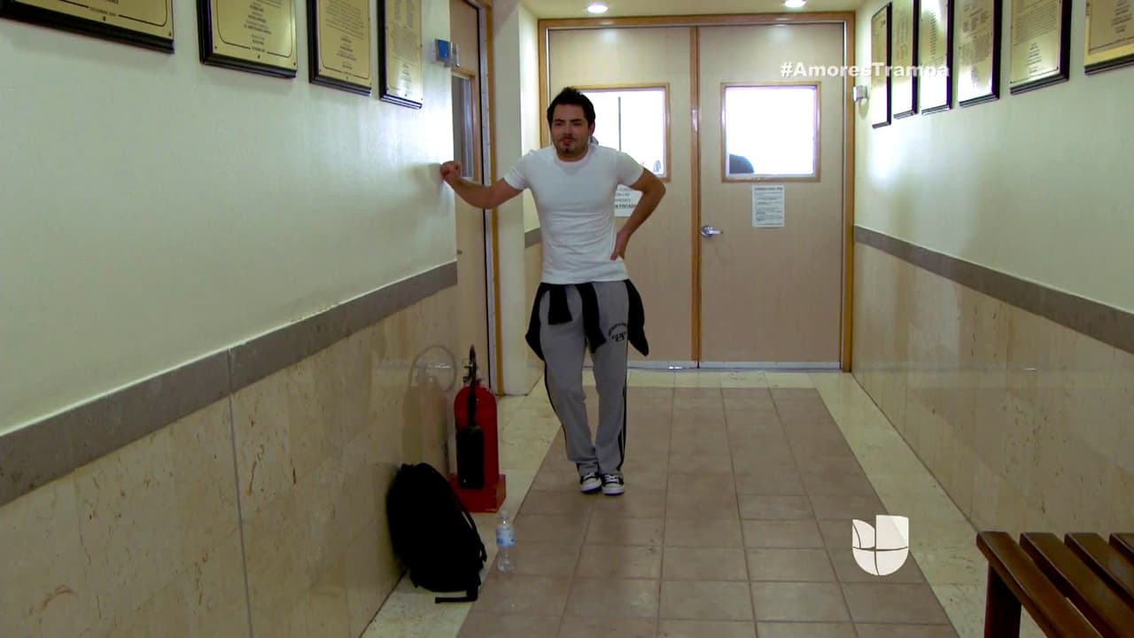 Felipe estaba triste porque dejó ir a Carmen, y Diego está cada vez más cerca de conquistarla.