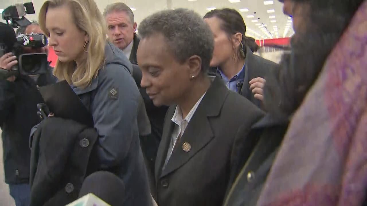 "No hemos tenido esa conversación": Lightfoot sobre posible anuncio de retiro de Eddie Johnson