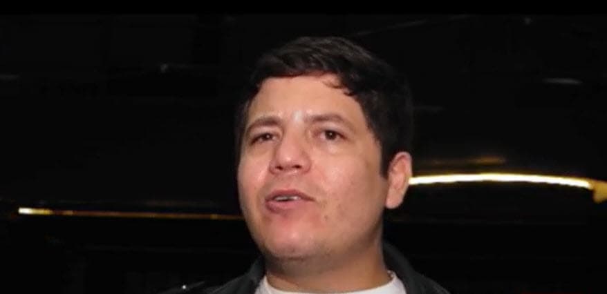 "Es la primera vez que se me sale de control algo familiar", dijo en
<b>Despierta América</b> en donde además aseguró que ahora toca "darle tiempo al tiempo".
<br>