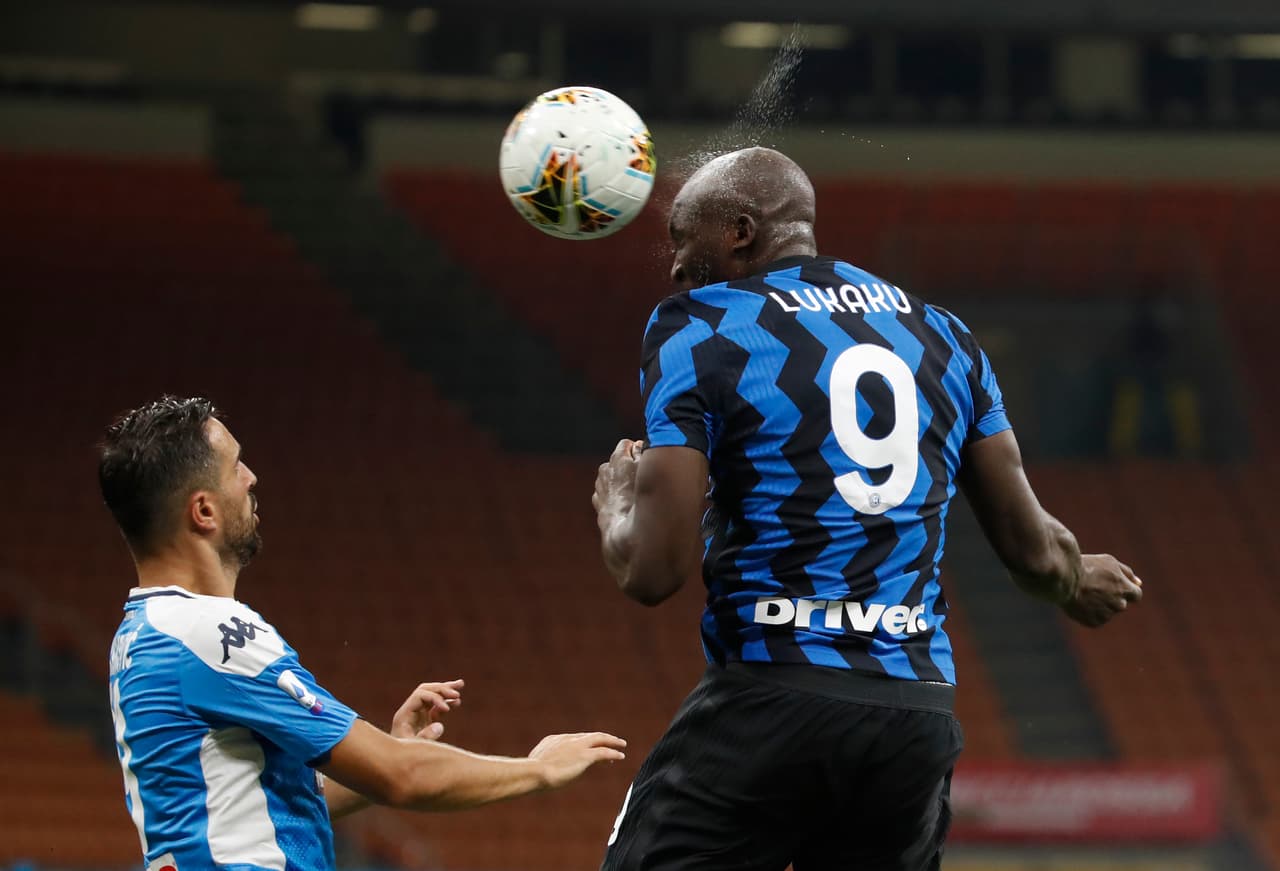 Con goles de Danila D'Ambrosio y Lautaro Martínez, el Inter se lleva los putos y deja al Napoli prácticamente fuera de los puestos de competicones europeas.