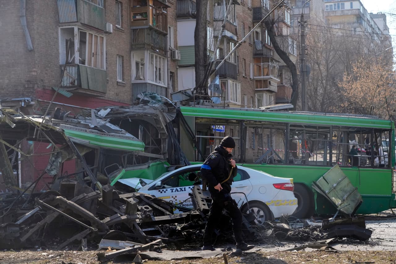 Los bombardeos rusos están dejando ciudades en ruinas.