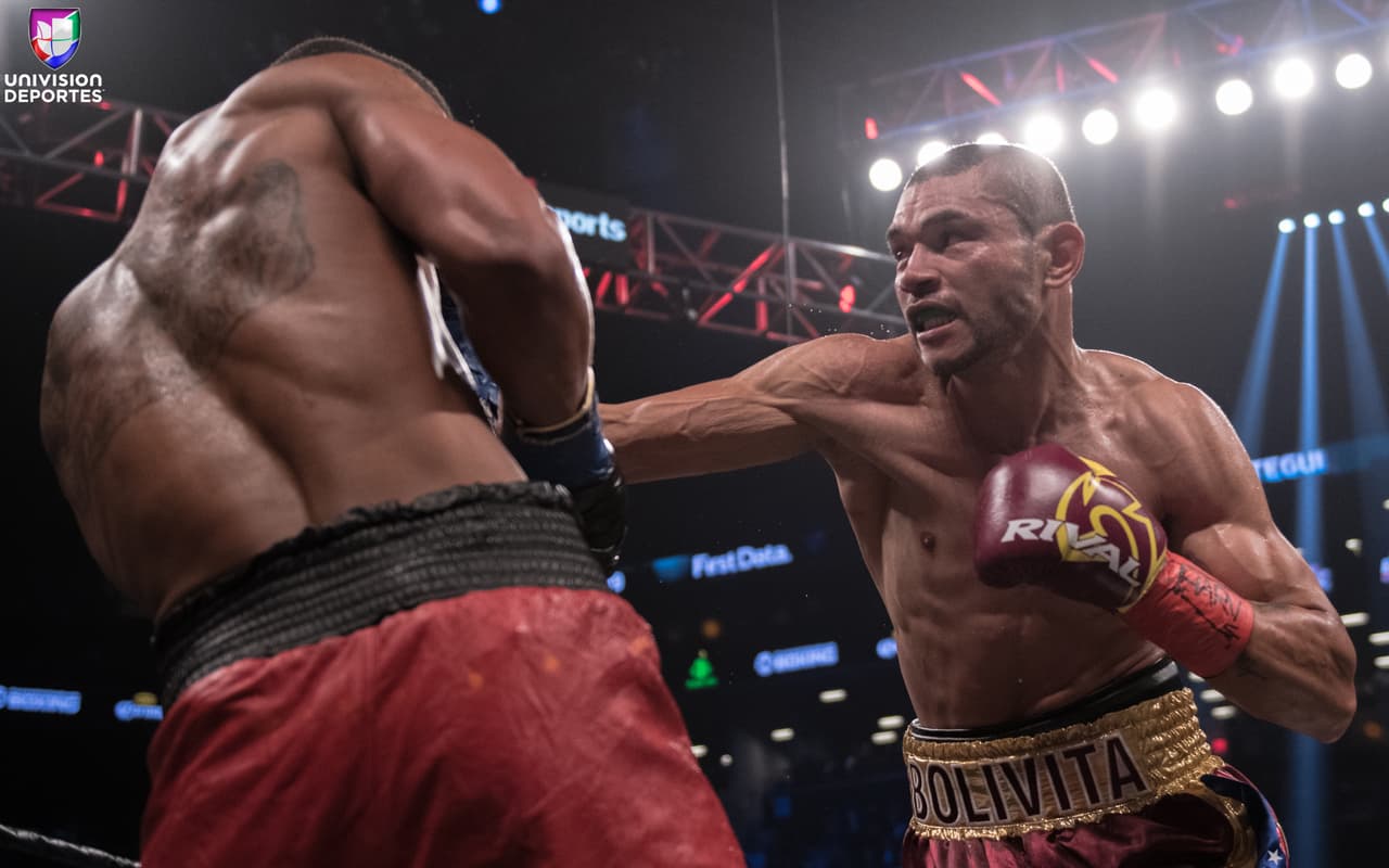 El venezolano José Uzcátegui (27-2, 23 KOs) se llevó la revancha ante Andre Dirrell (26-3, 16 KOs) con un trabajado nocaut en el octavo episodio. 'Bolivita' obtuvo el título interino supermediano de la FIB.