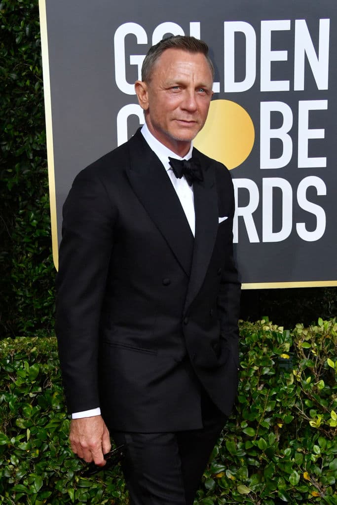 Daniel Craig, el más reciente de los actores en hacer de James Bond, reveló que no incluyó a sus hijas en el testamento de su fortuna de $145 millones de dólares, y prefiere gastarse todo el dinero mientras está con vida o donarlo a organizaciones benéficas.