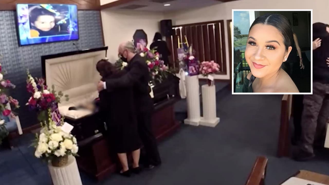 "Su inesperada partida deja un profundo vacío": asisten al funeral de estudiante asesinada en Raleigh