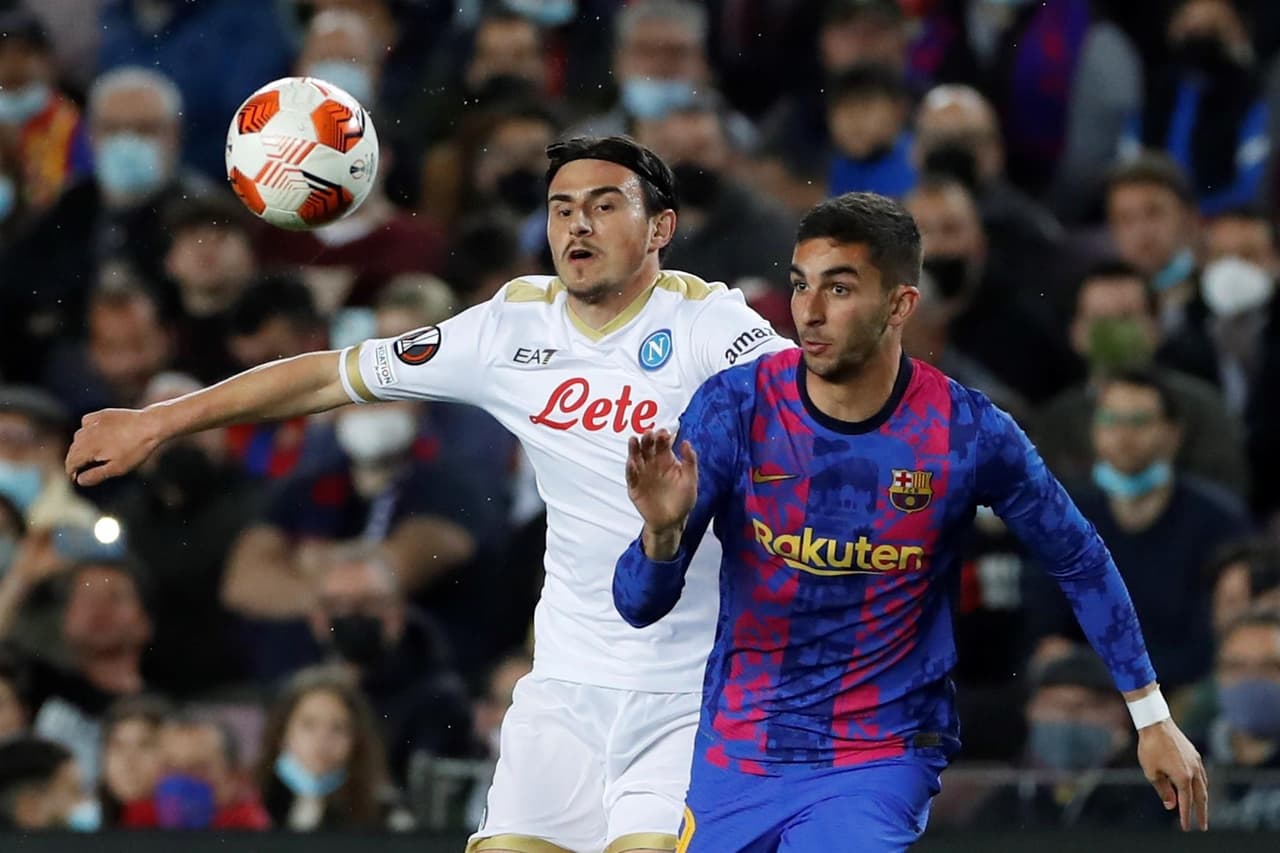 Barcelona empata ante el Napoli durante la ronda de Playoffs en la UEFA Europa League. Piotr Zielinski abrió el marcador al minuto 29’ del partido, pero Ferrán Torres se encargo de igualar el marcador con un penalti a favor al 59’.