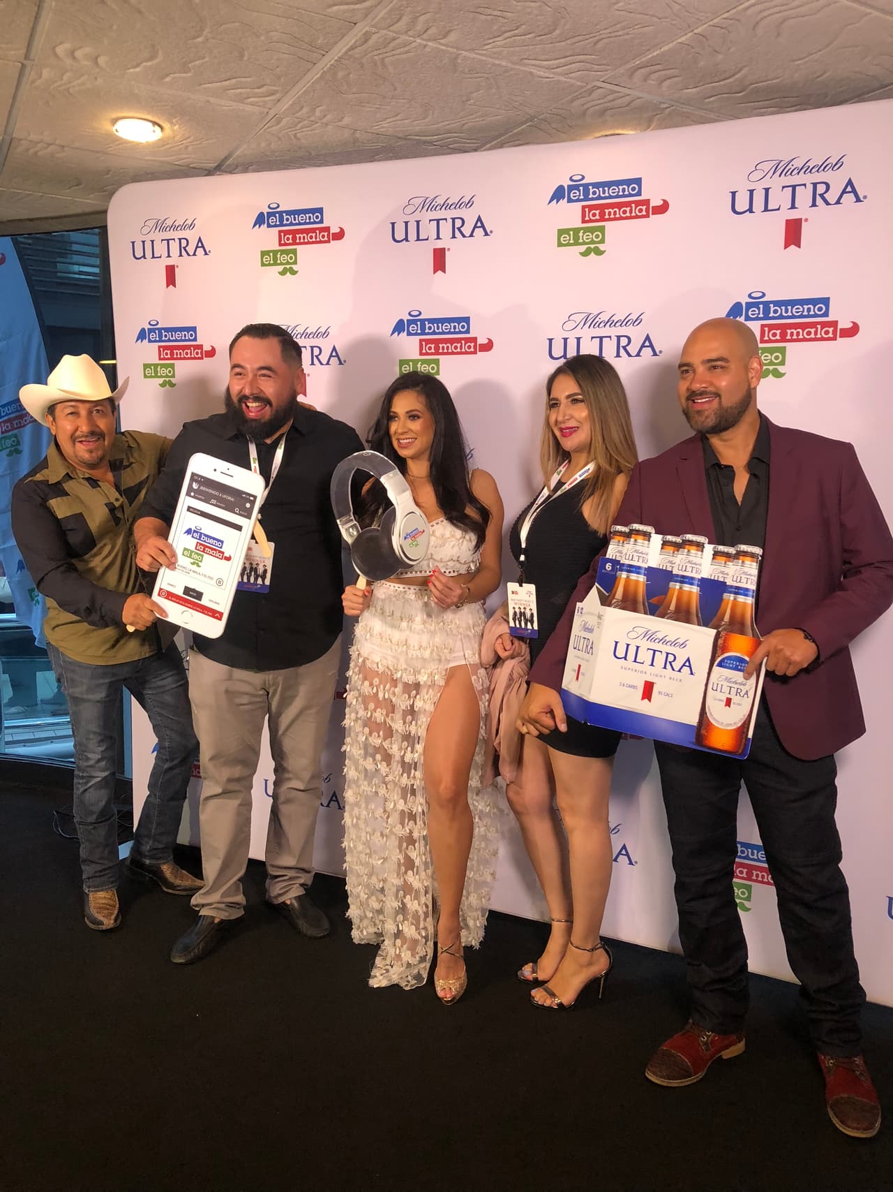 Algunos de ellos viajaron desde lejos para estar ahí esa noche.