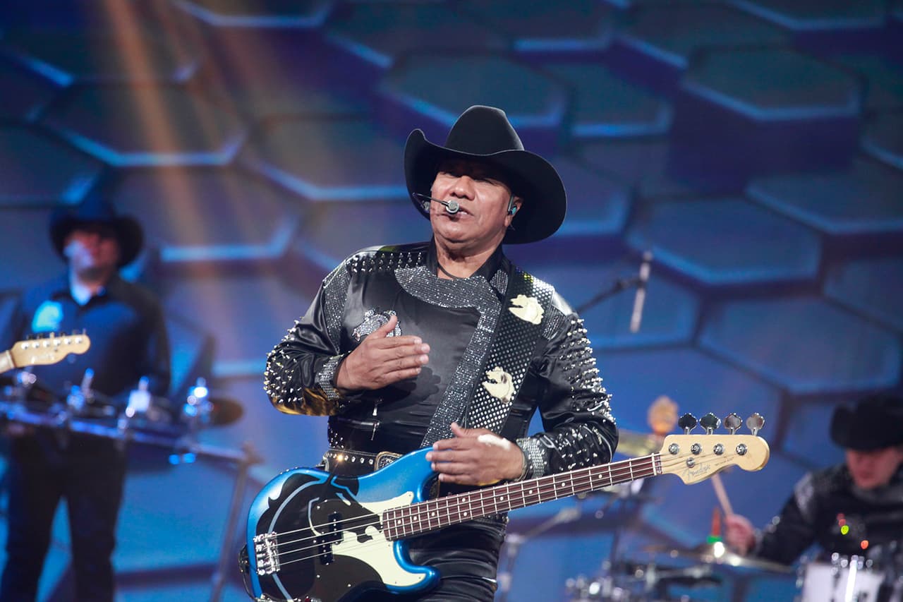 Lupe, como siempre, se entregó por completo durante el performance.