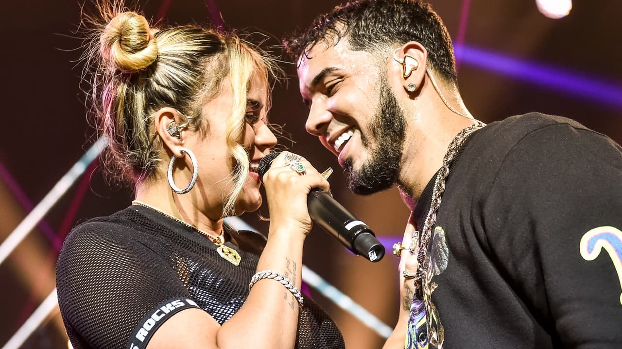 ¿El año del recalentado?: Karol G y Anuel fueron vistos en plan romántico en Miami