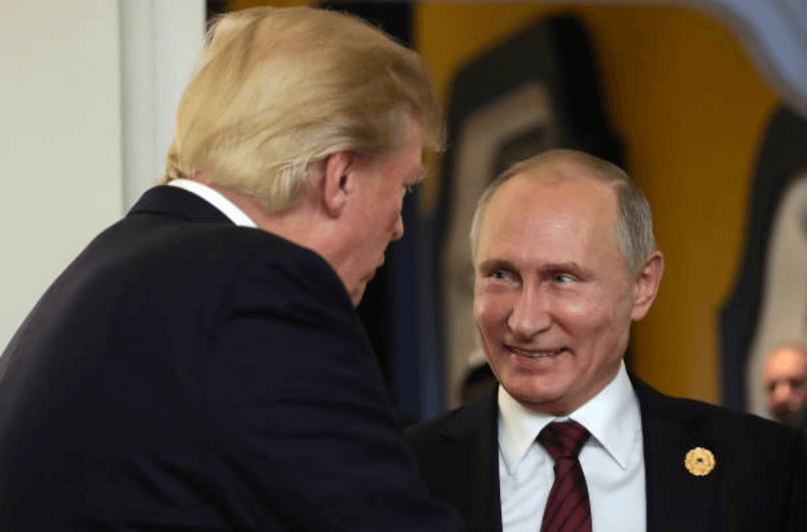 Donald Trump felicitó a Francia por su título y a Vladimir Putin por la organización del Mundial