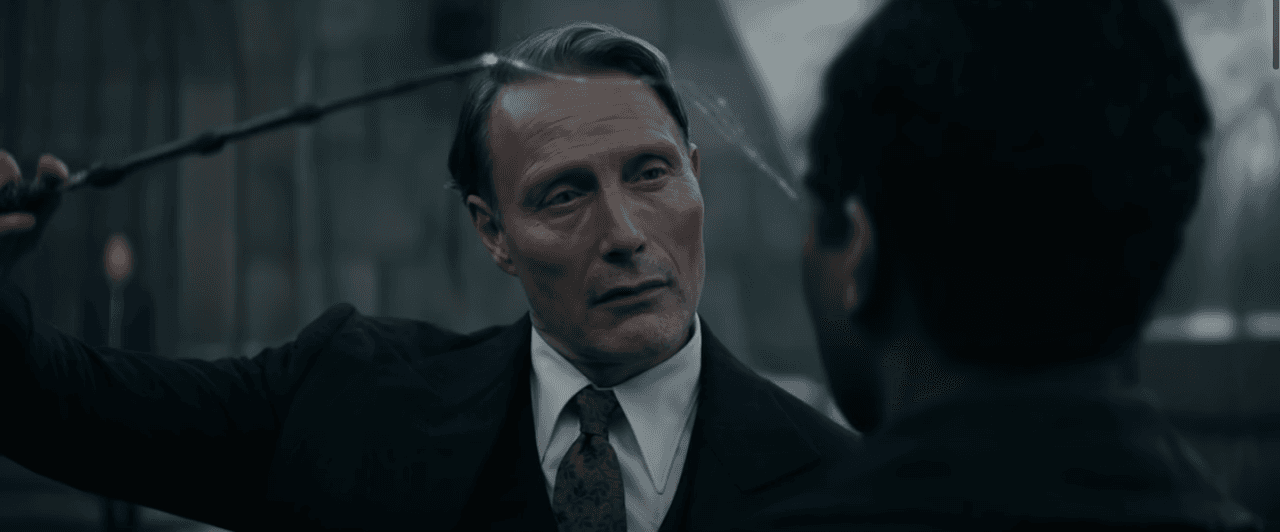 Mads Mikkelsen como Gellert Grindelwald