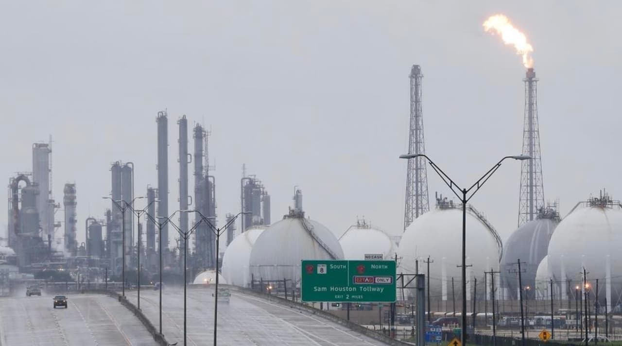 Detectan partículas de benceno en una planta de Shell en Deer Park y emiten orden de resguardo en sus instalaciones