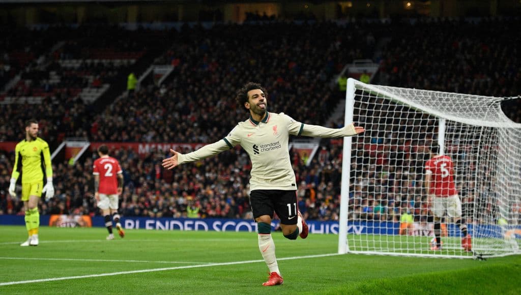 Manchester United sufre dolorosa derrota en Old Trafford ante el Liverpool, quien goleó 5-0 durante la J9. Nabi Keita (5'), Diogo Jota (13') y Mohamed Salah con hat-trick (38', 45+5' y 50') se encargaron de las anotaciones ante los locales; Cristiano Ronaldo no pudo anotar en esta ocasión.
