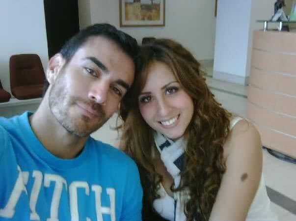 "Por ahora estoy soltero,
<b>sigo amando profundamente</b> a quien fue mi pareja durante muchos años, a
<b>Lina</b>", contó al programa
<a href="https://www.youtube.com/watch?v=xPLMsPp3oQE" target="_blank">Hoy</a>.
<br>