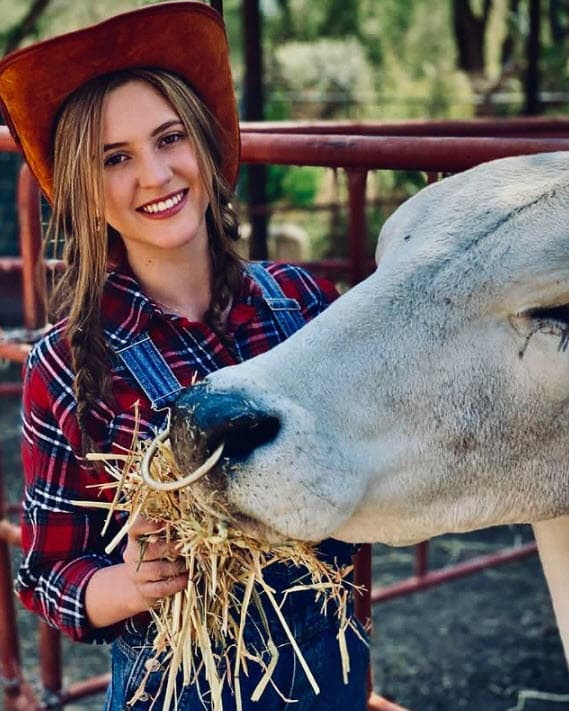 <b>Daniela Ordaz</b> es la hija mayor de la actriz
<b><a href="https://www.univision.com/temas/daniela-castro">Daniela Castro y </a></b>ya le sigue los pasos a su madre en la televisión.