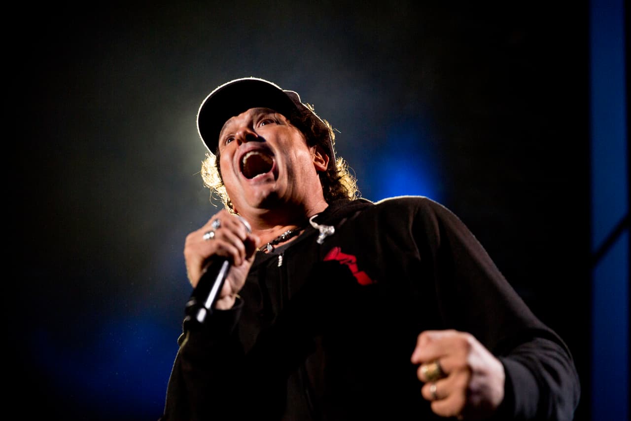 Carlos Vives y su banda interpretaron al menos tres canciones completas de lo que será su concierto del sábado.