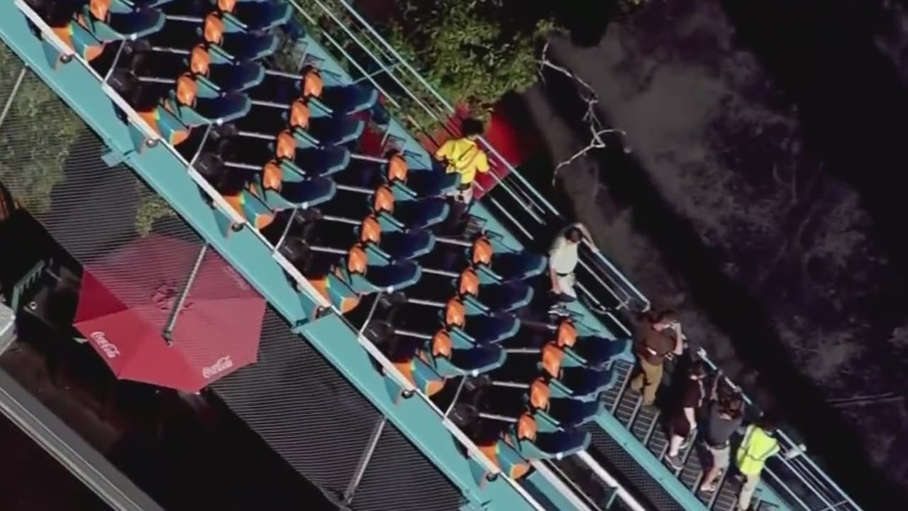 Una persona muere en el parque de diversiones Six Flags en Georgia; habría caído de la montaña rusa Goliath